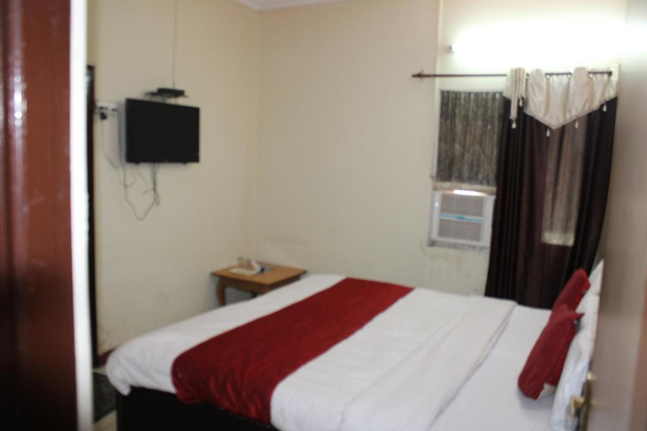 Chandīgarh Hotel Diamond Palace المظهر الخارجي الصورة